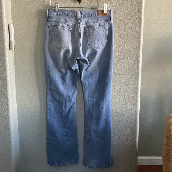 Levi's Classic Denim Jeans - Picture 5 of 5